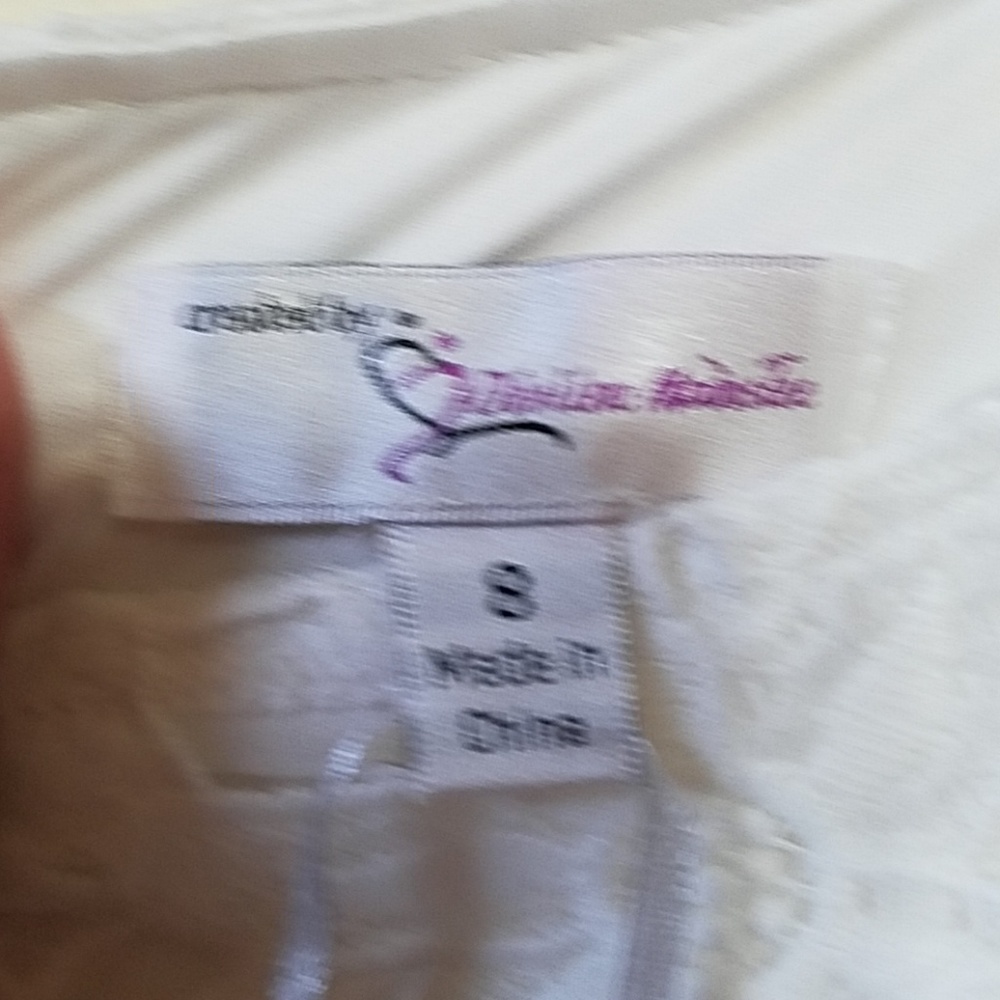 D. DM FASHIONS - Picture 5 of 8